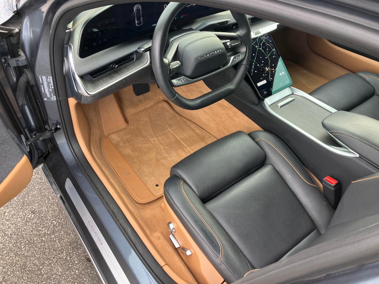 Lucid Air Touring 2025