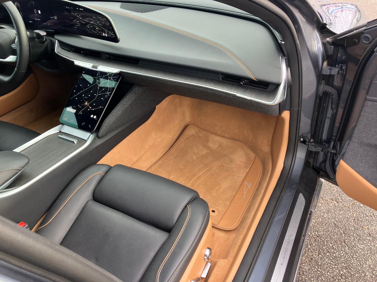 Lucid Air Touring 2025