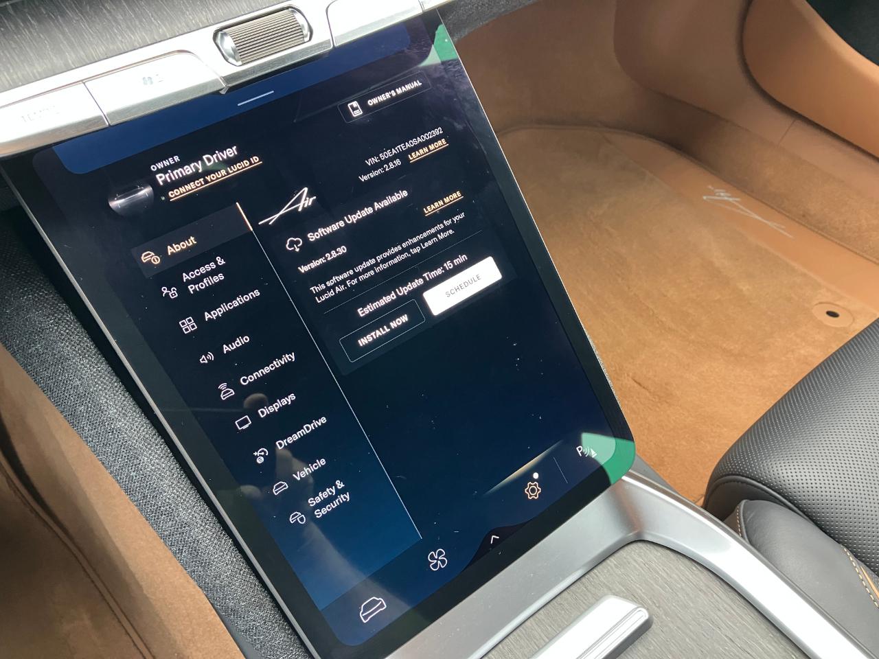 Lucid Air Touring 2025