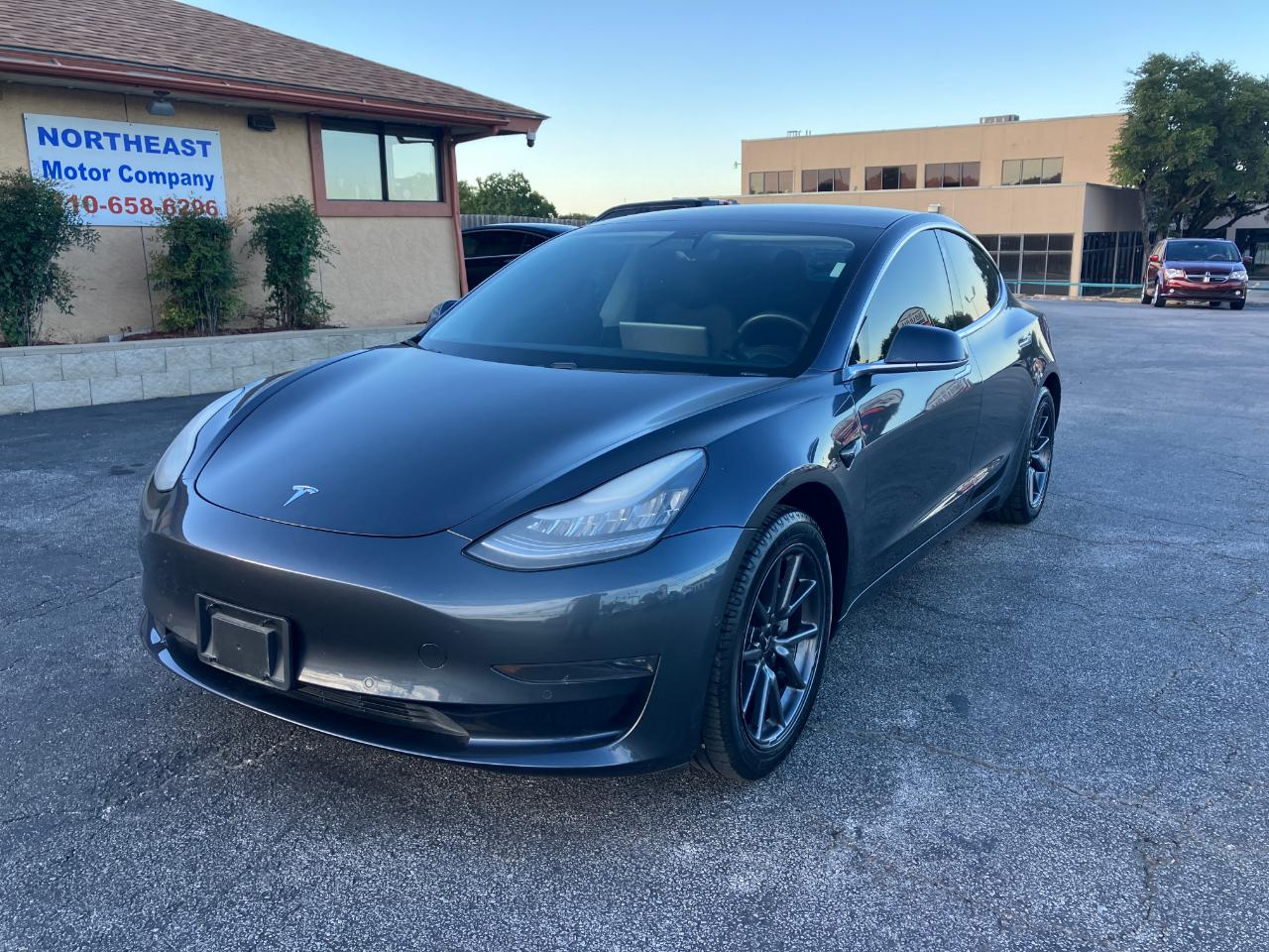 Tesla Model 3 Standard Range Plus 2020