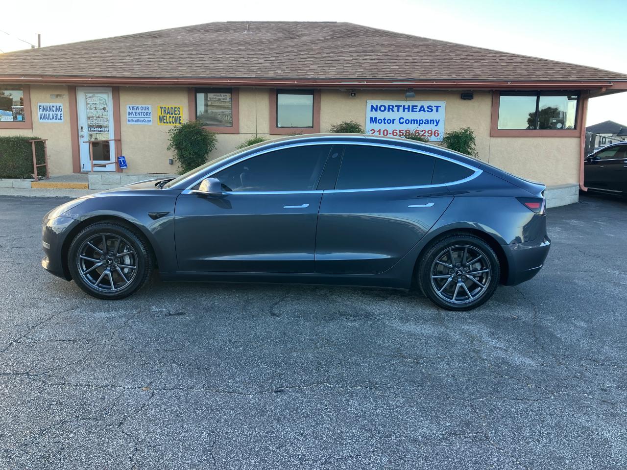 Tesla Model 3 Standard Range Plus 2020