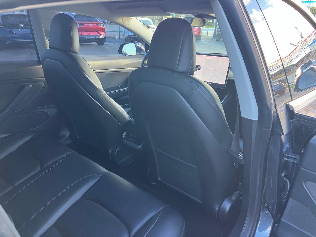 Tesla Model 3 Standard Range Plus 2020