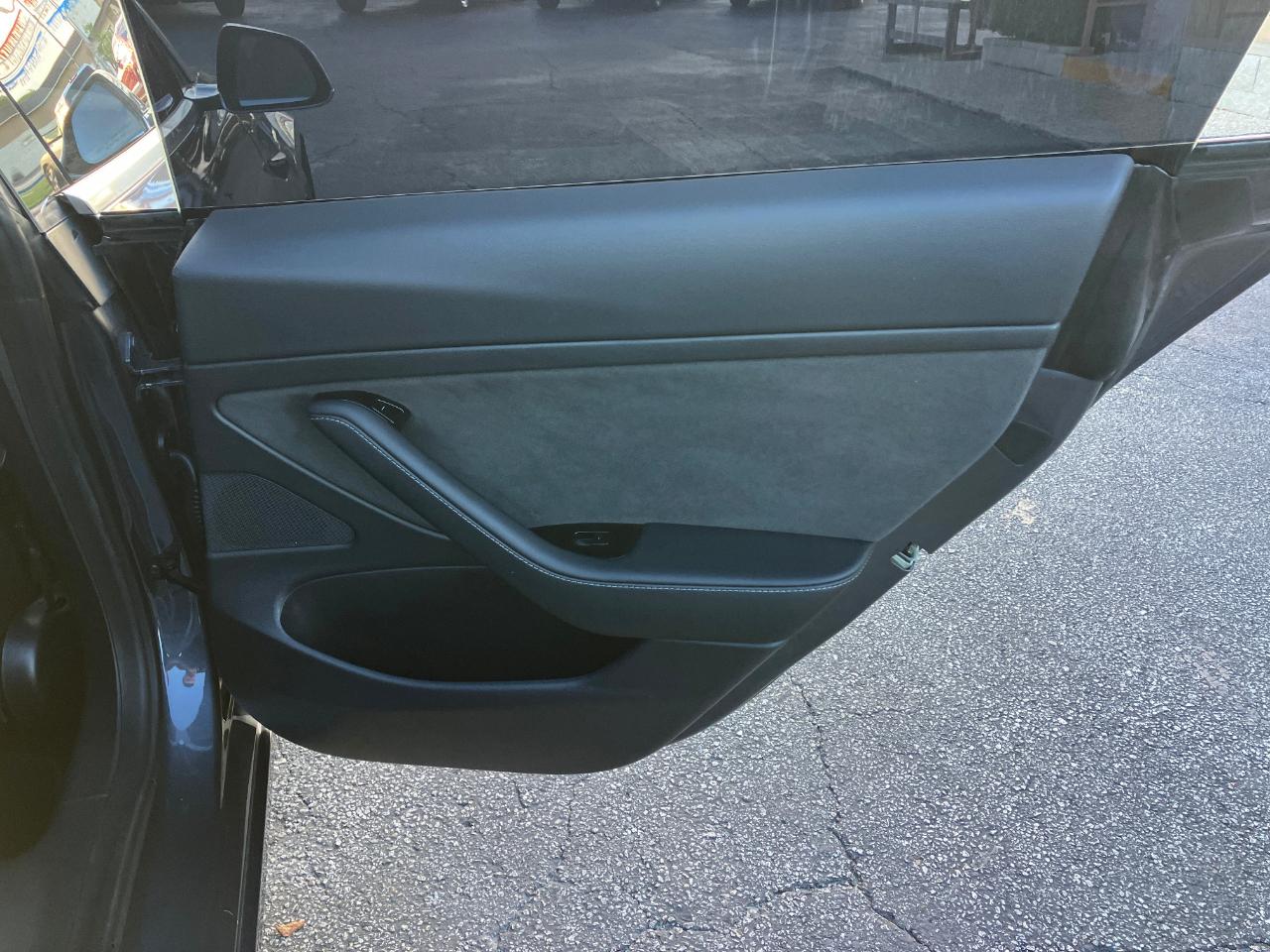 Tesla Model 3 Standard Range Plus 2020
