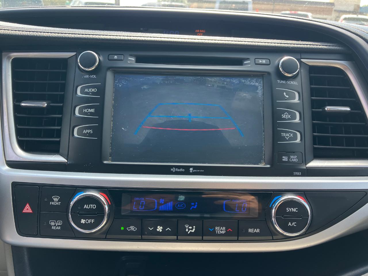 Toyota Highlander XLE FWD V6 2015
