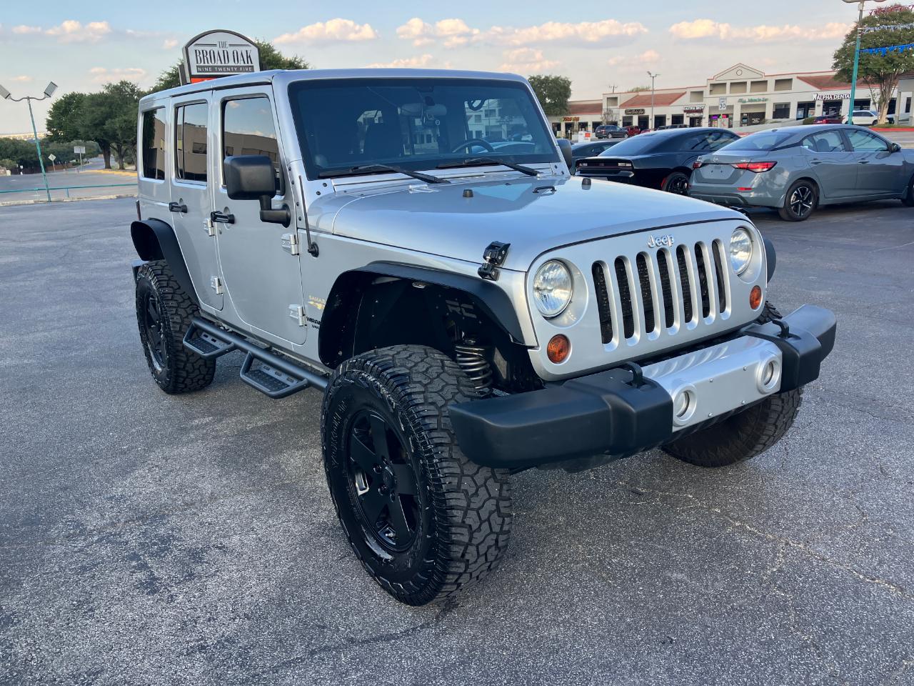 Jeep Wrangler Unlimited Sahara 4WD 2012