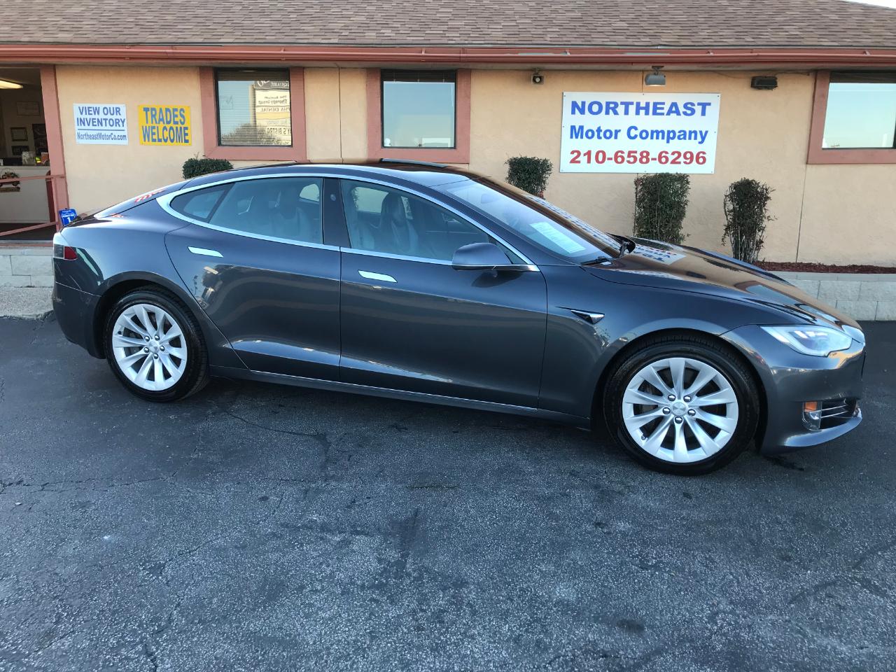 Tesla Model S  2019