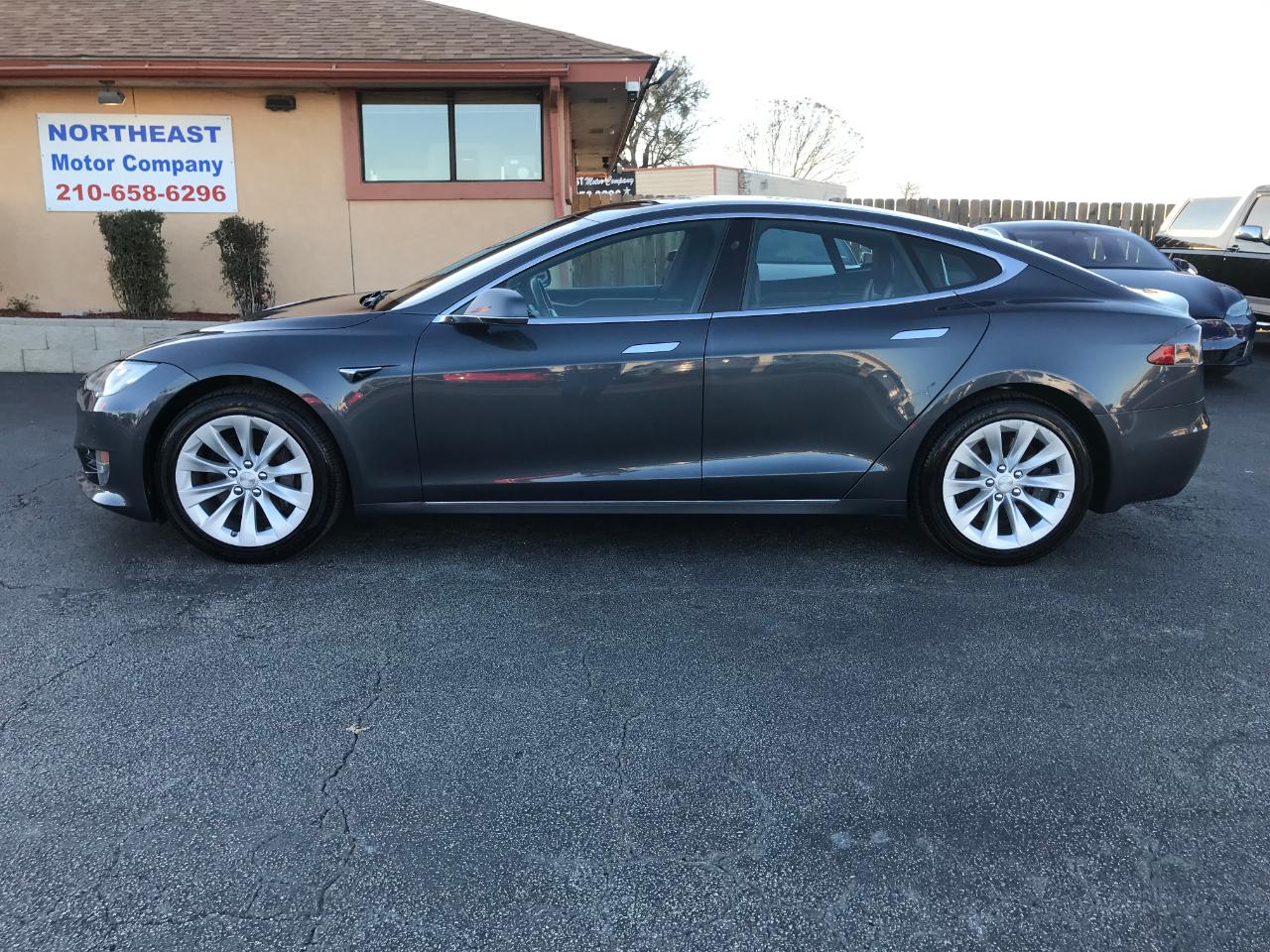 Tesla Model S  2019