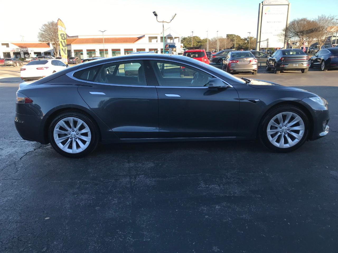 Tesla Model S  2019