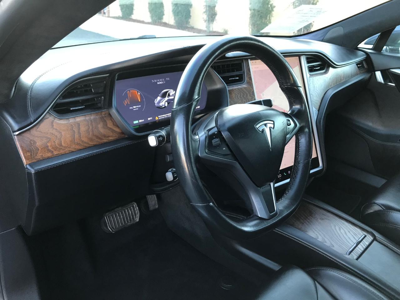 Tesla Model S  2019