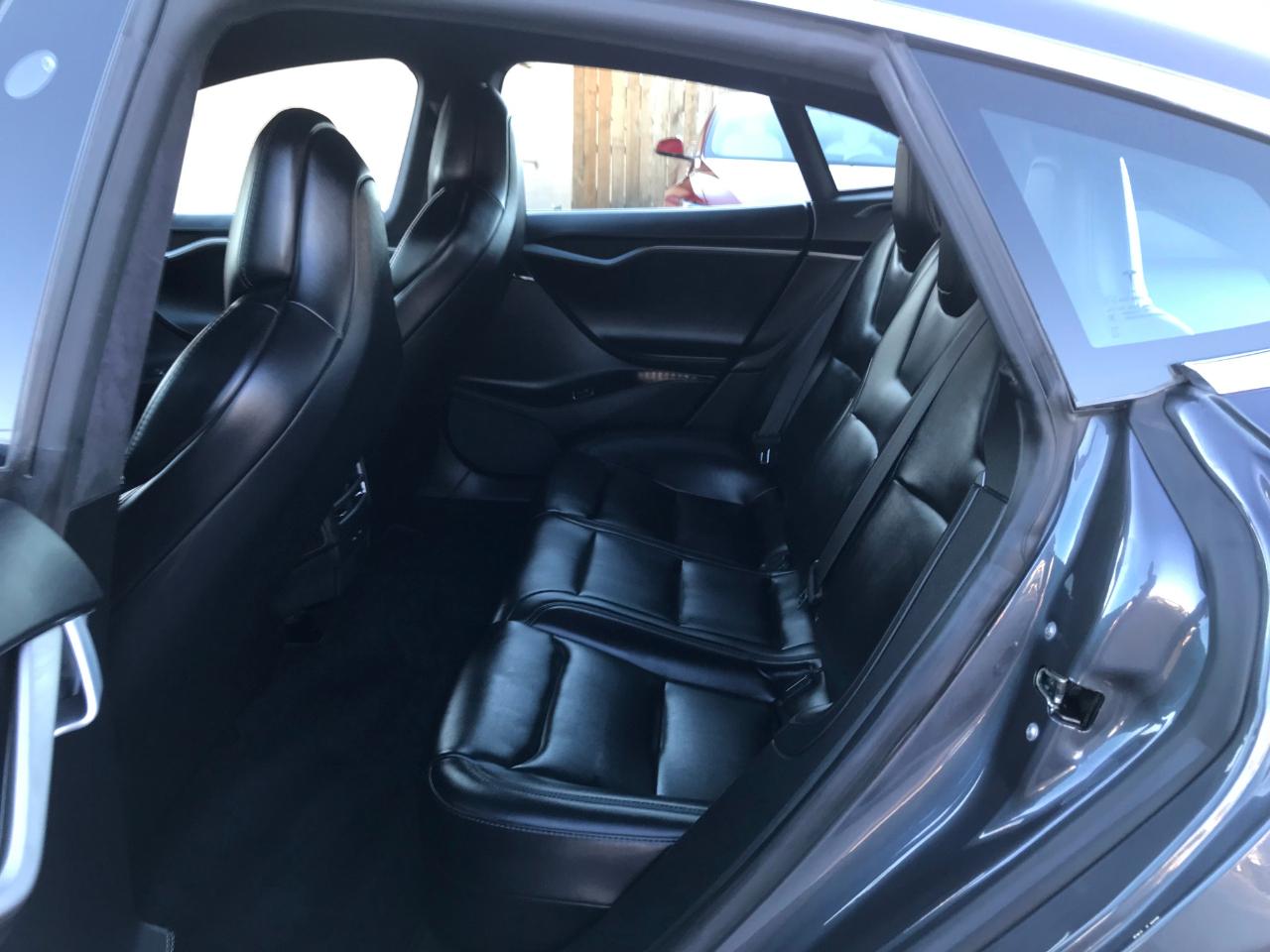 Tesla Model S  2019