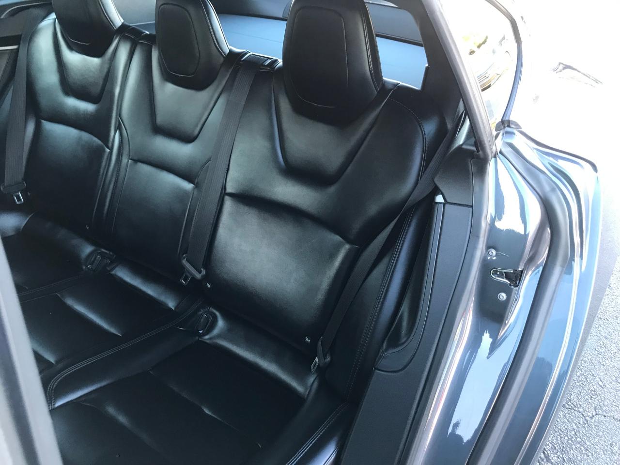 Tesla Model S  2019
