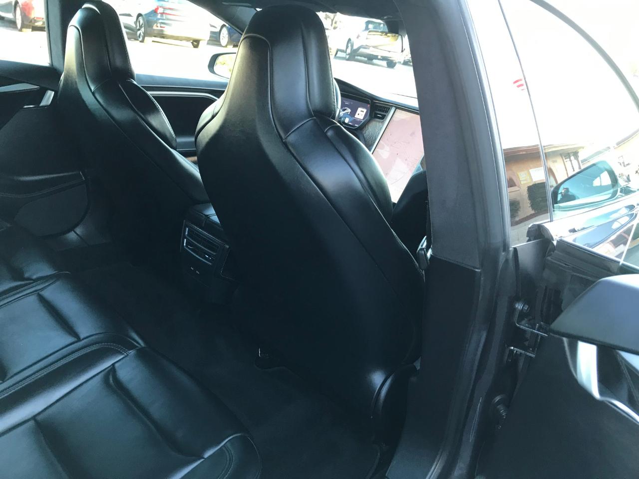 Tesla Model S  2019