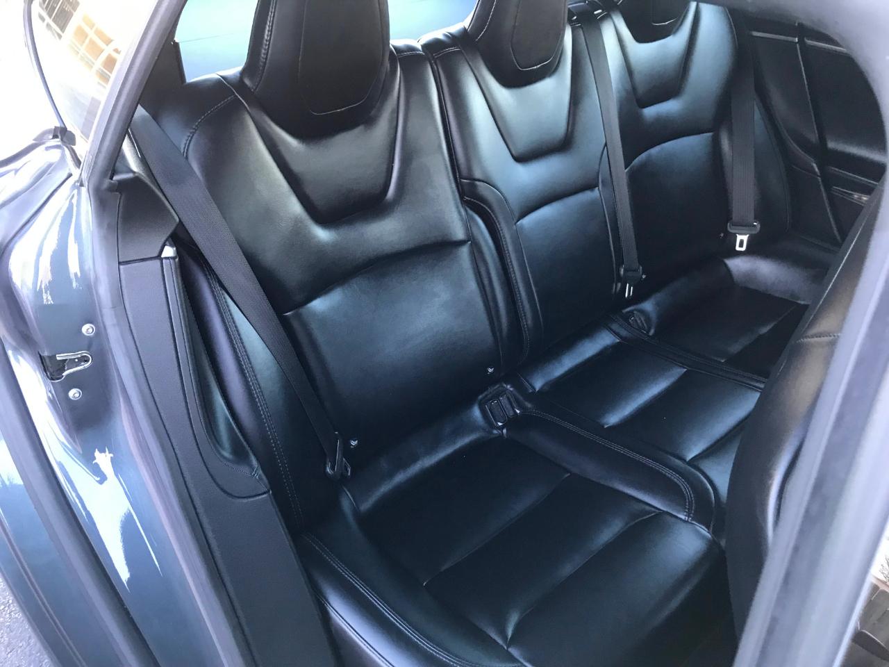 Tesla Model S  2019