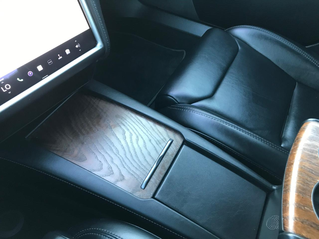 Tesla Model S  2019