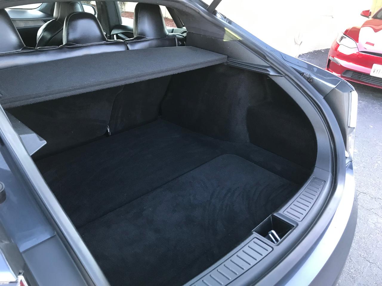 Tesla Model S  2019