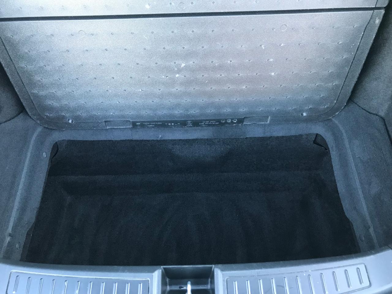 Tesla Model S  2019