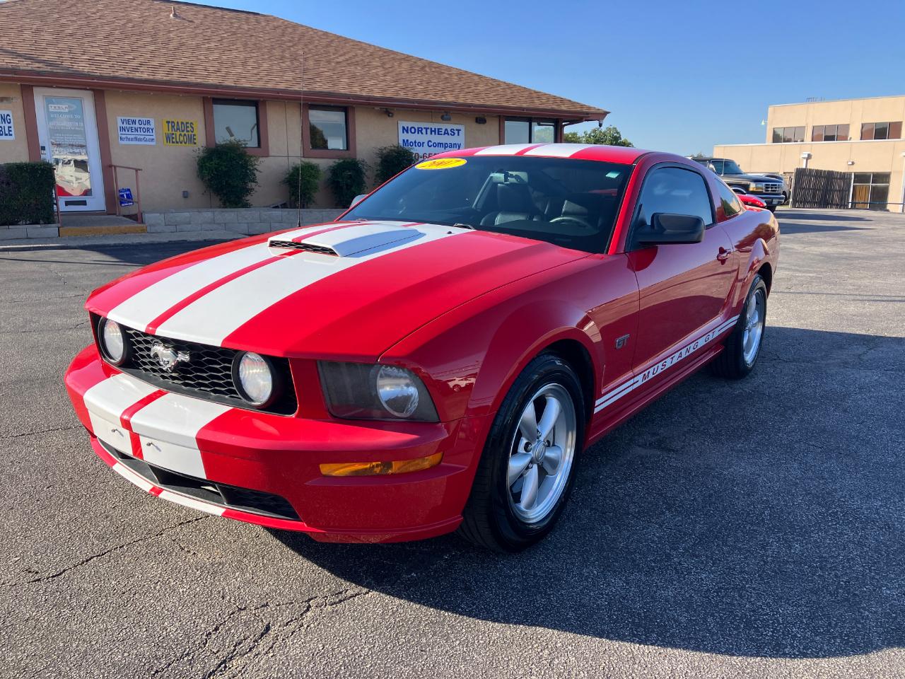 Ford Mustang GT Deluxe Coupe 2007