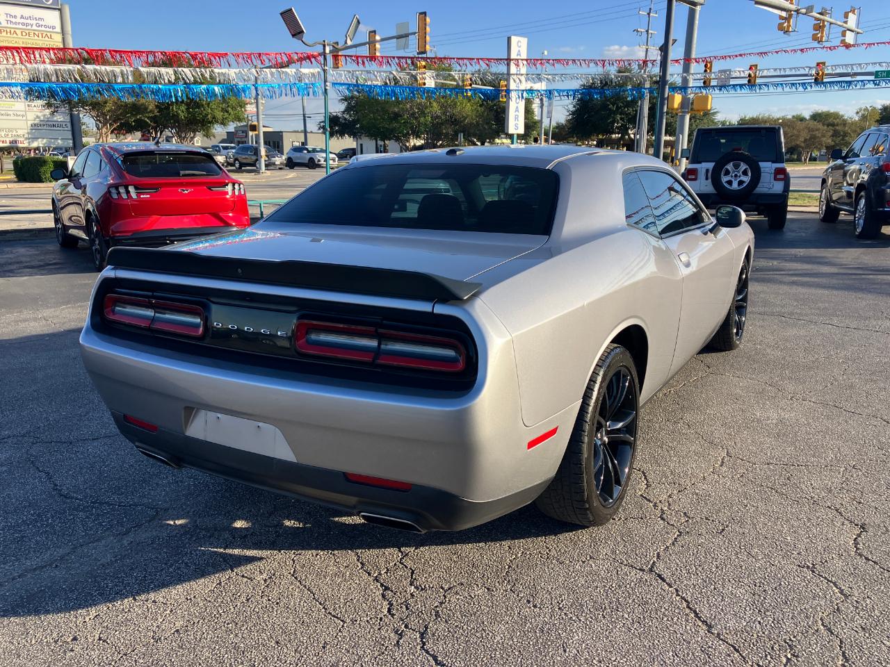 Dodge Challenger SXT 2018