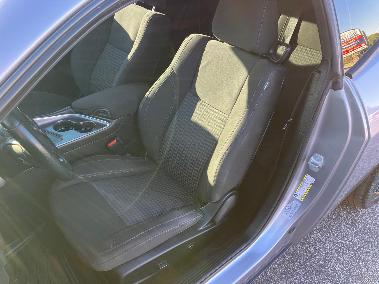 Dodge Challenger SXT 2018