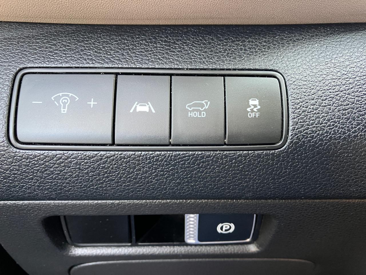 Hyundai Santa Fe SEL AWD 2023