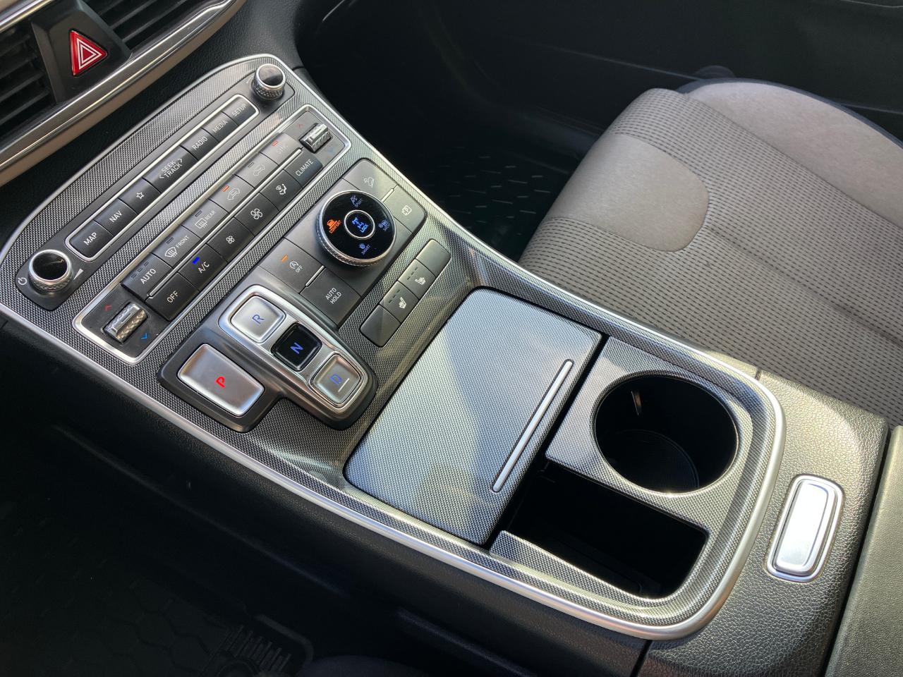 Hyundai Santa Fe SEL AWD 2023