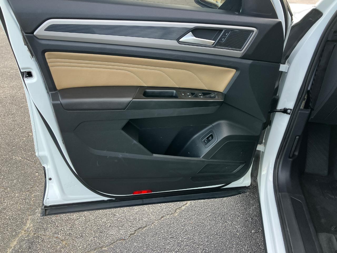 Volkswagen Atlas Cross Sport V6 SEL 4MOTION 2020