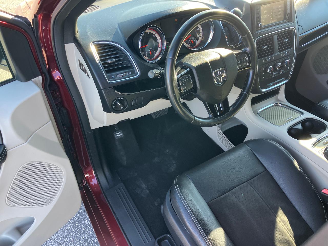 Dodge Grand Caravan SXT 2019