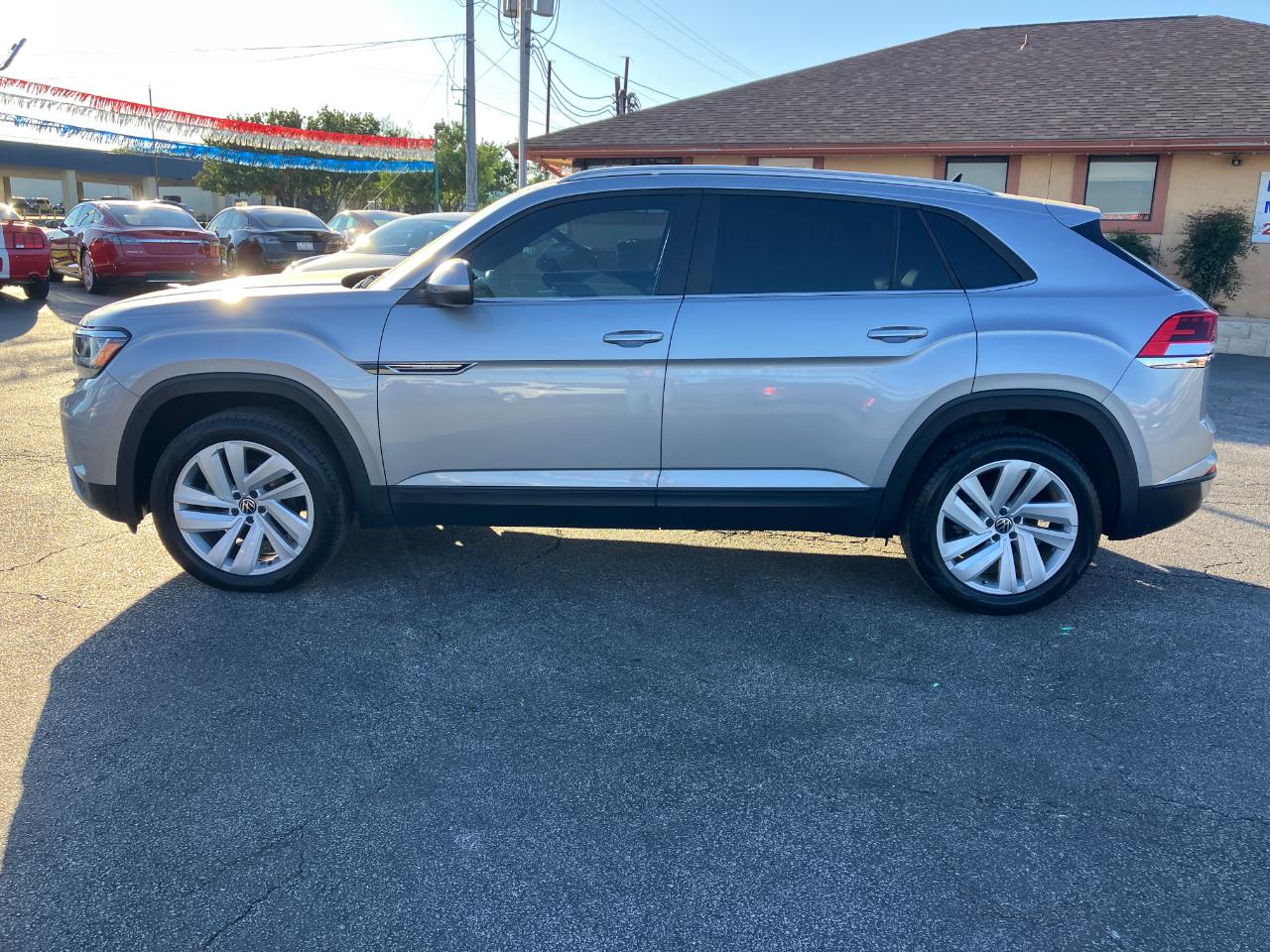 Volkswagen Atlas Cross Sport V6 SE w/Technology 4MOTION 2020