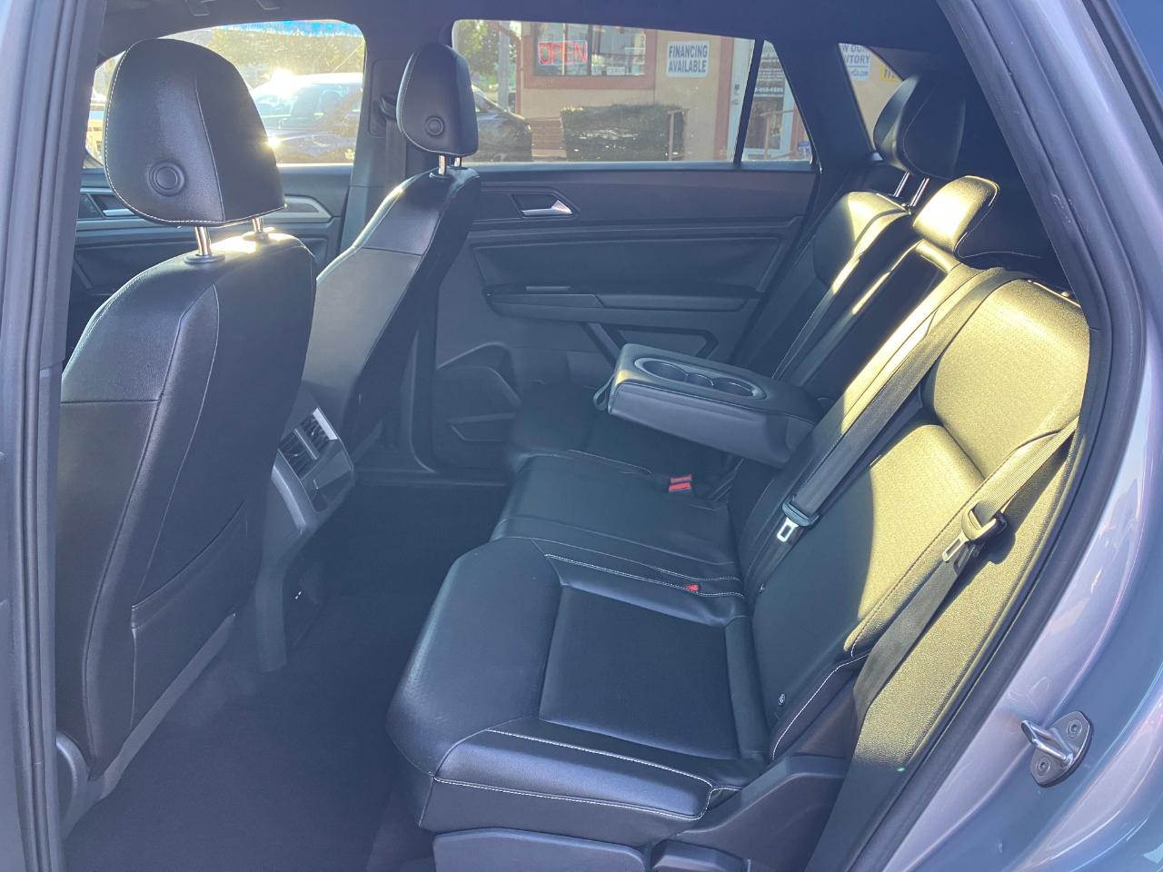 Volkswagen Atlas Cross Sport V6 SE w/Technology 4MOTION 2020