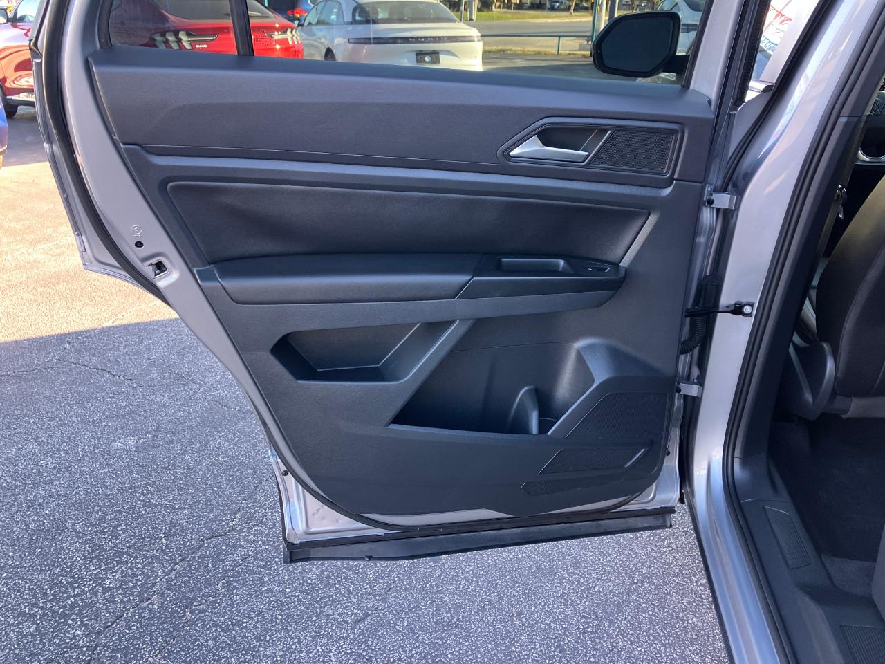 Volkswagen Atlas Cross Sport V6 SE w/Technology 4MOTION 2020