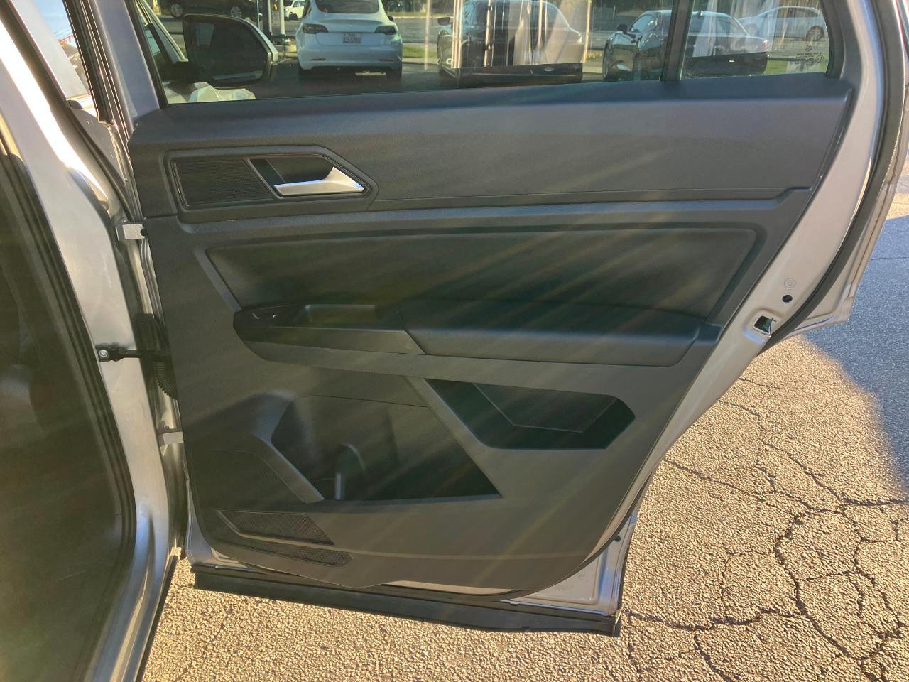 Volkswagen Atlas Cross Sport V6 SE w/Technology 4MOTION 2020
