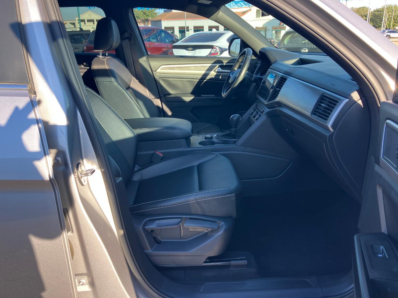 Volkswagen Atlas Cross Sport V6 SE w/Technology 4MOTION 2020