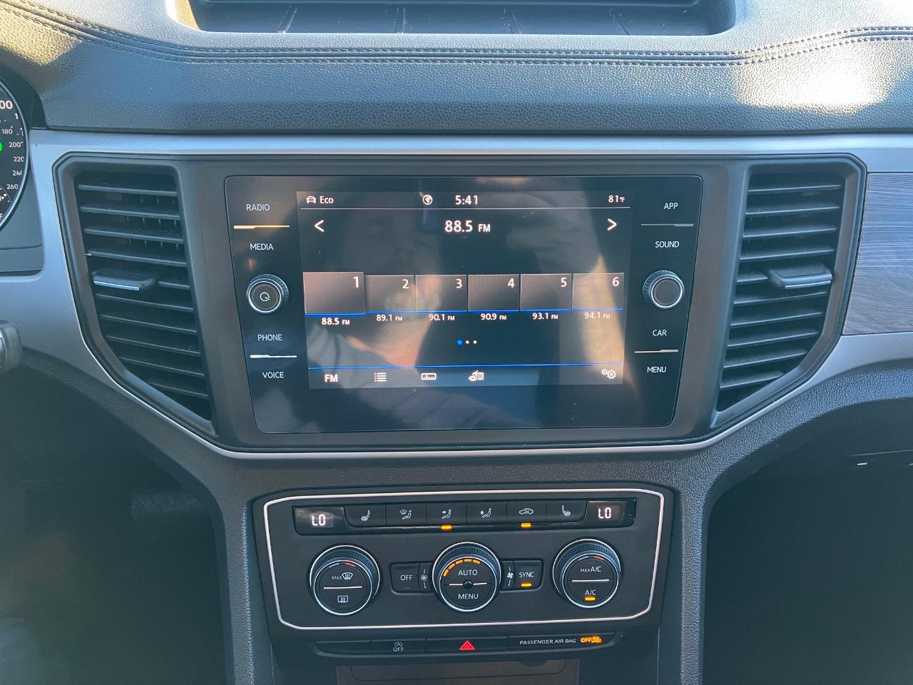 Volkswagen Atlas Cross Sport V6 SE w/Technology 4MOTION 2020