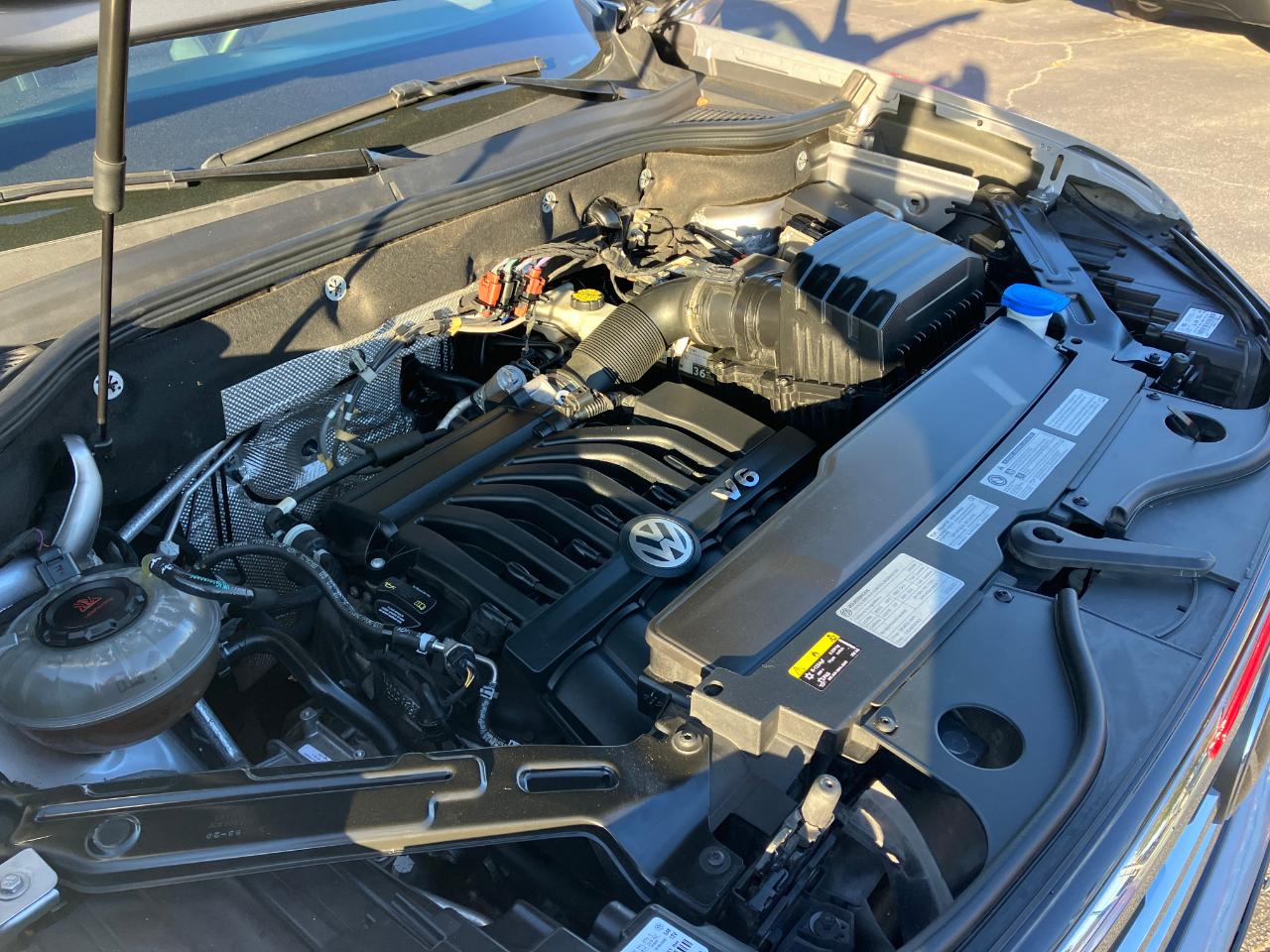 Volkswagen Atlas Cross Sport V6 SE w/Technology 4MOTION 2020