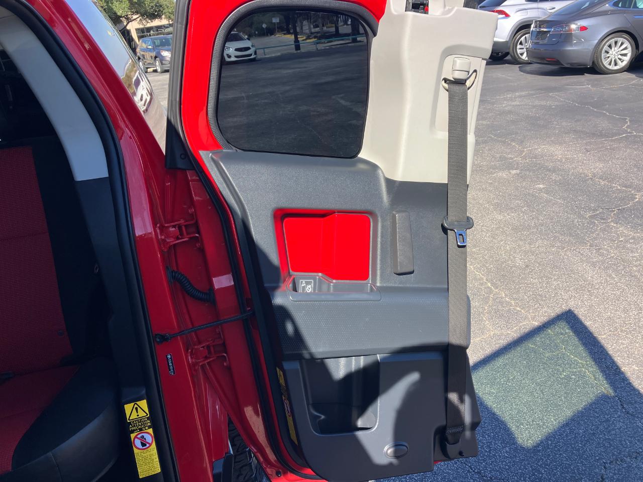 Toyota FJ Cruiser  2012