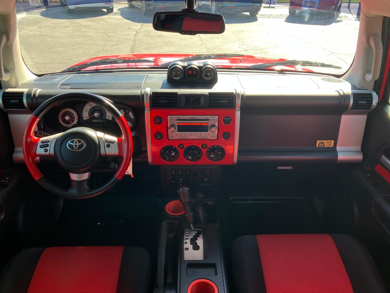 Toyota FJ Cruiser  2012