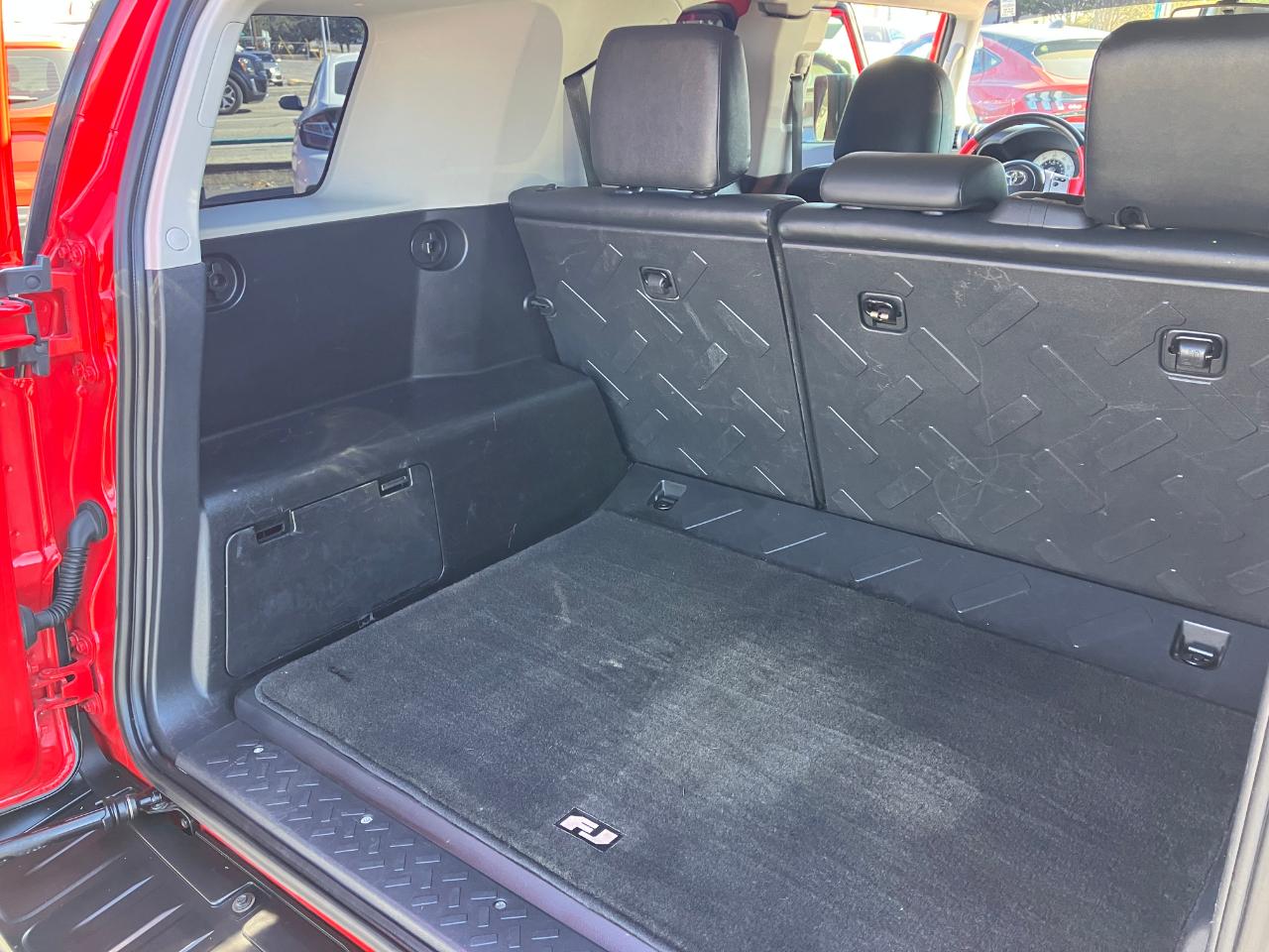 Toyota FJ Cruiser  2012