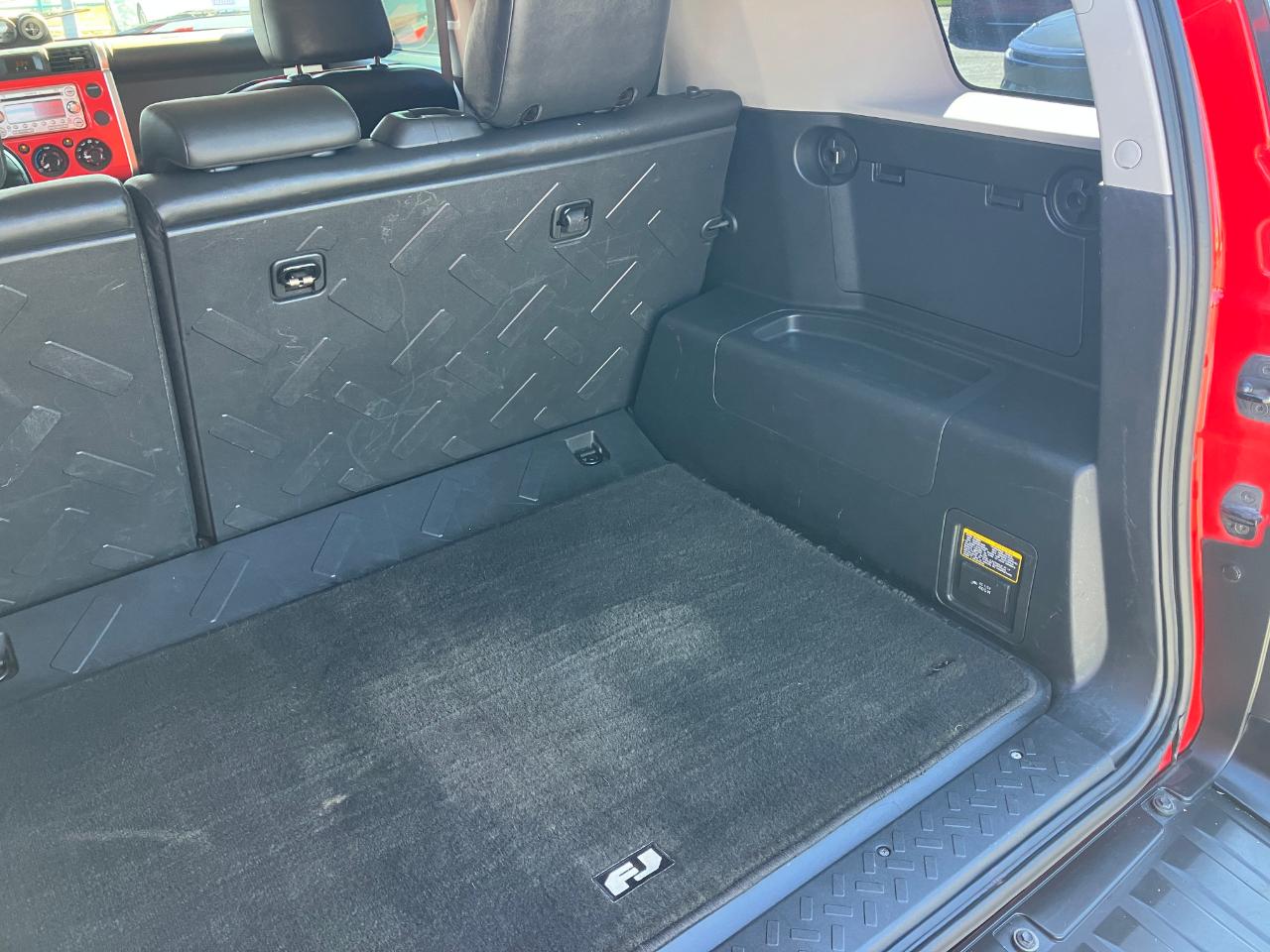 Toyota FJ Cruiser  2012