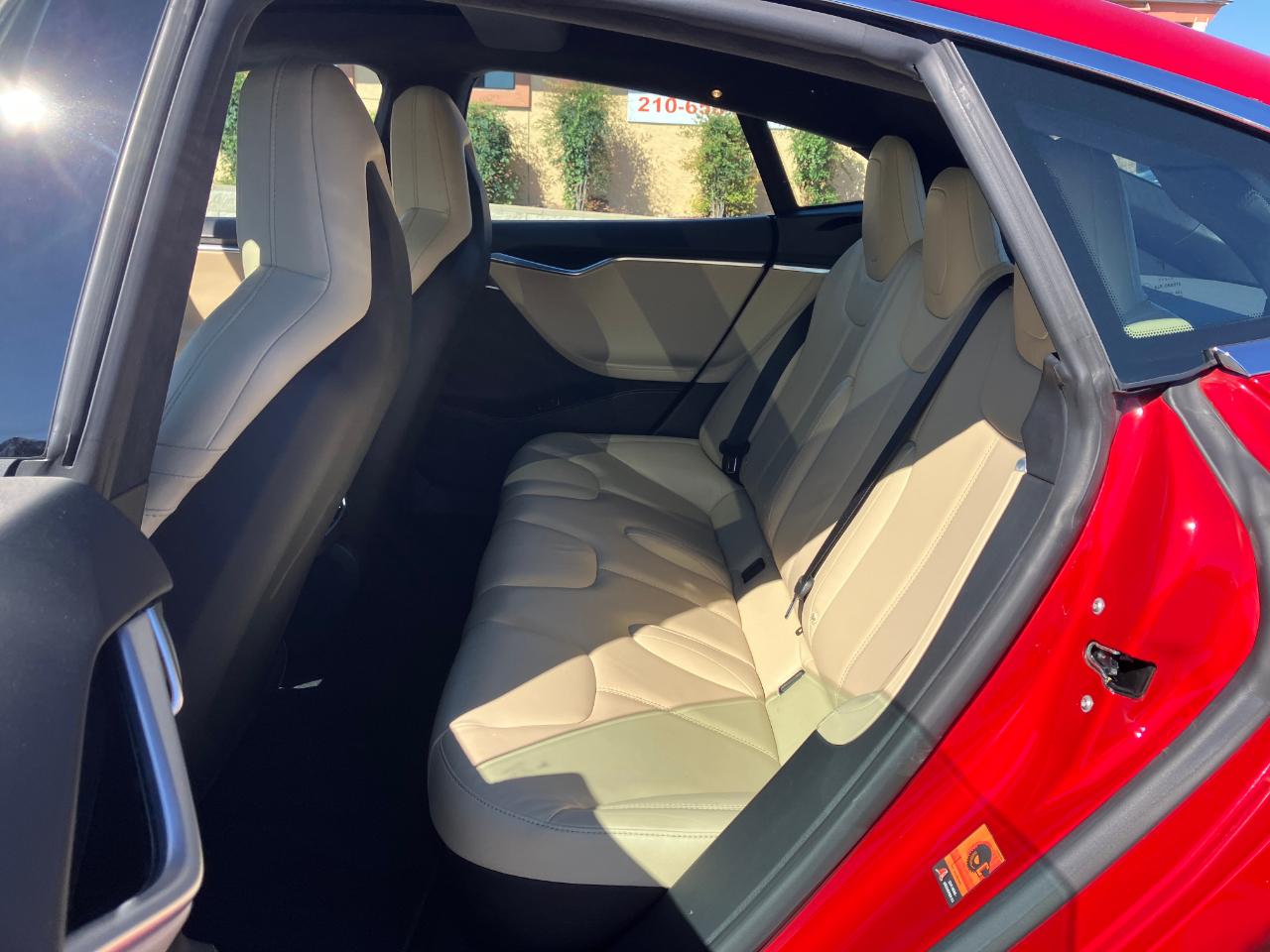 Tesla Model S 70 2016