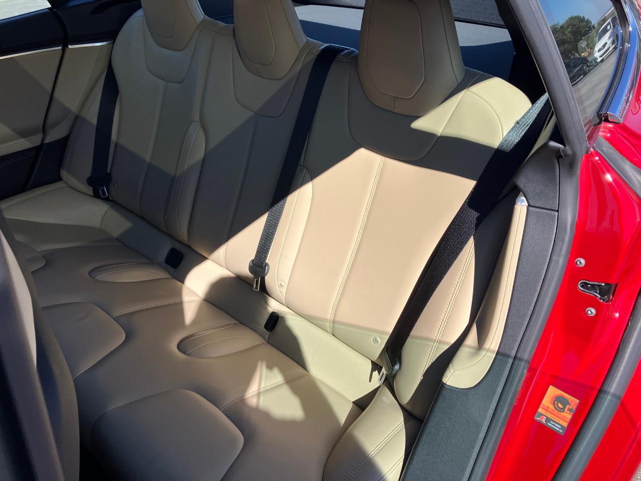 Tesla Model S 70 2016