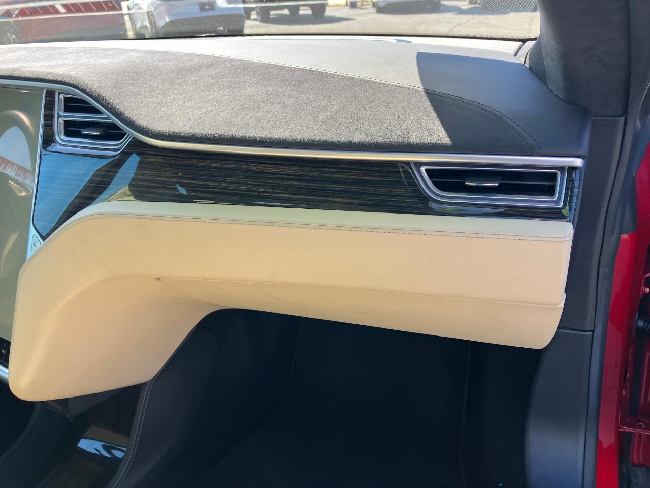 Tesla Model S 70 2016