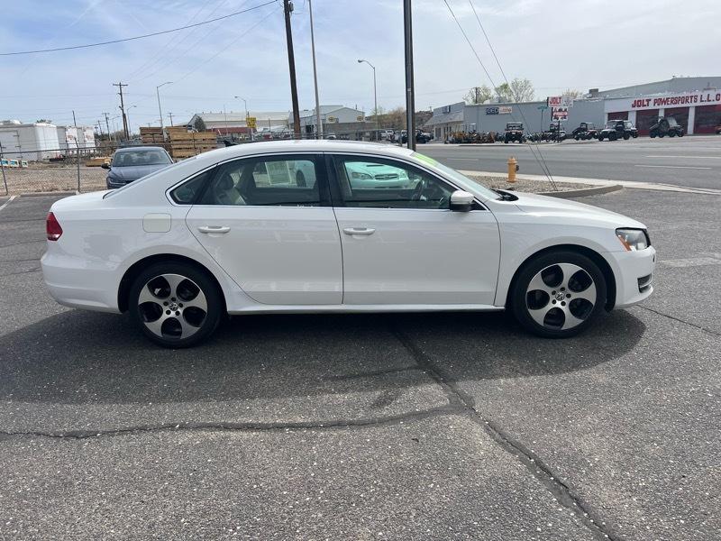 Volkswagen Passat 2.0L TDI SE AT 2014
