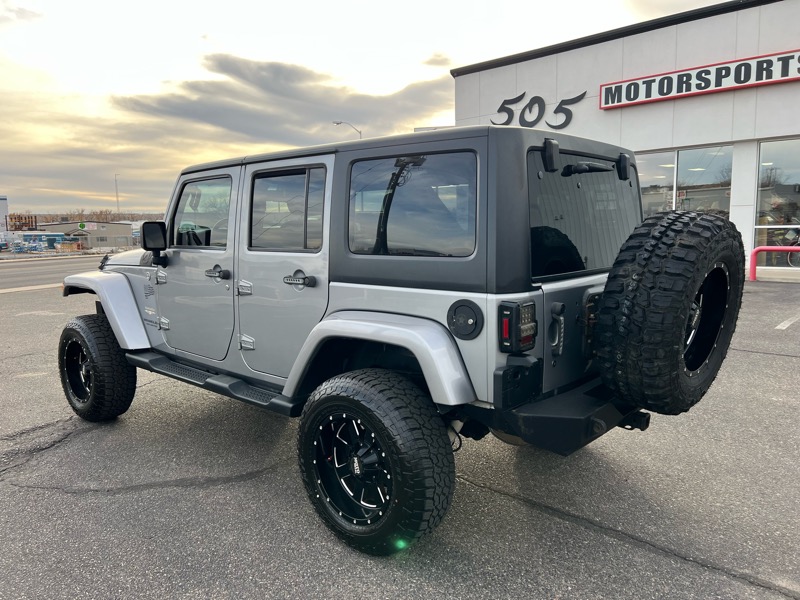 Jeep Wrangler Unlimited Sahara 4WD 2015