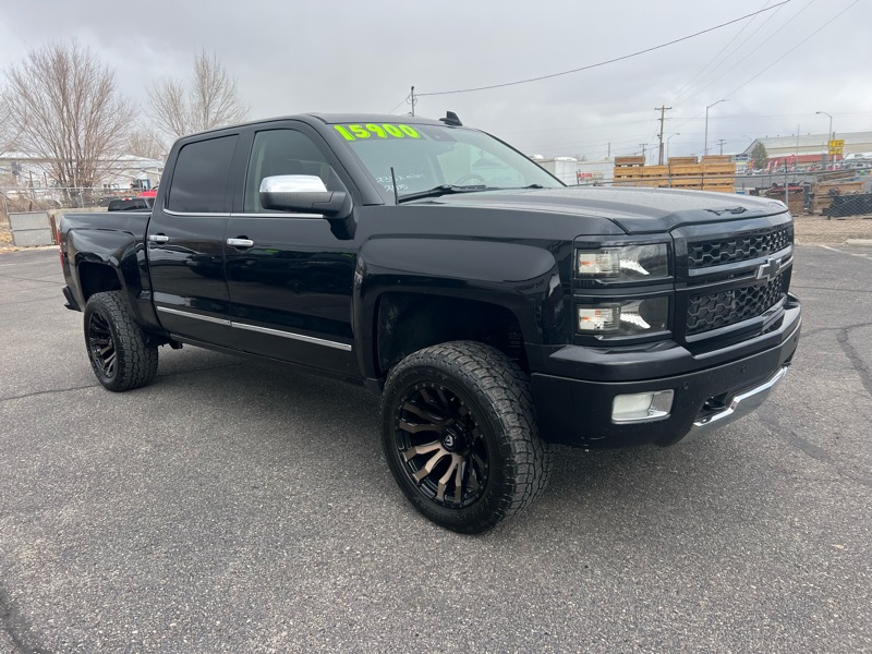 Chevrolet Silverado 1500 4WD Crew Cab 153.0" High Country 2015