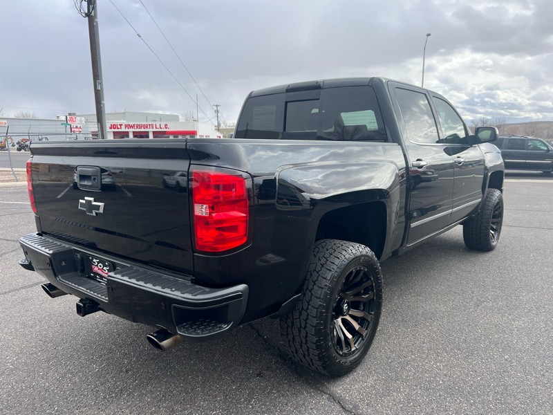 Chevrolet Silverado 1500 4WD Crew Cab 153.0" High Country 2015