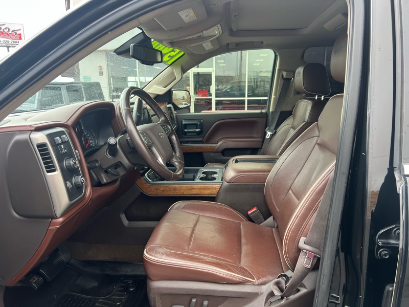 Chevrolet Silverado 1500 4WD Crew Cab 153.0" High Country 2015