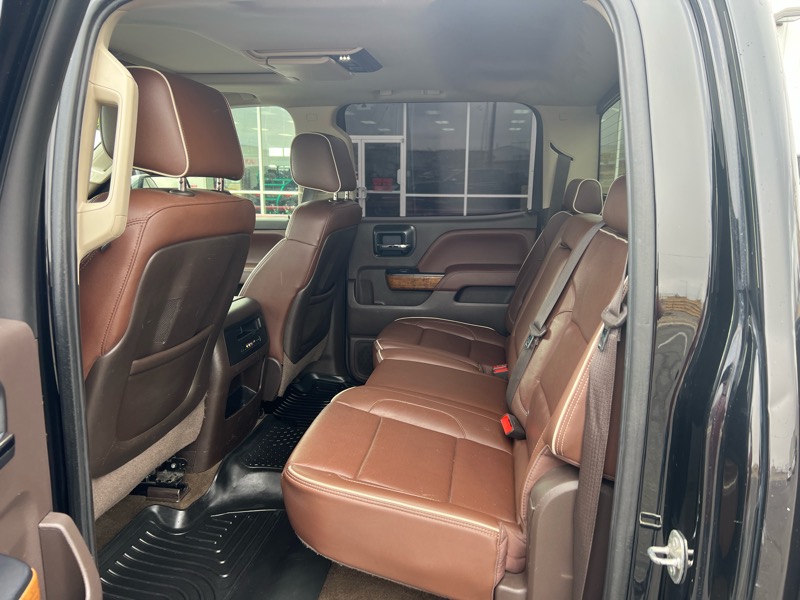 Chevrolet Silverado 1500 4WD Crew Cab 153.0" High Country 2015