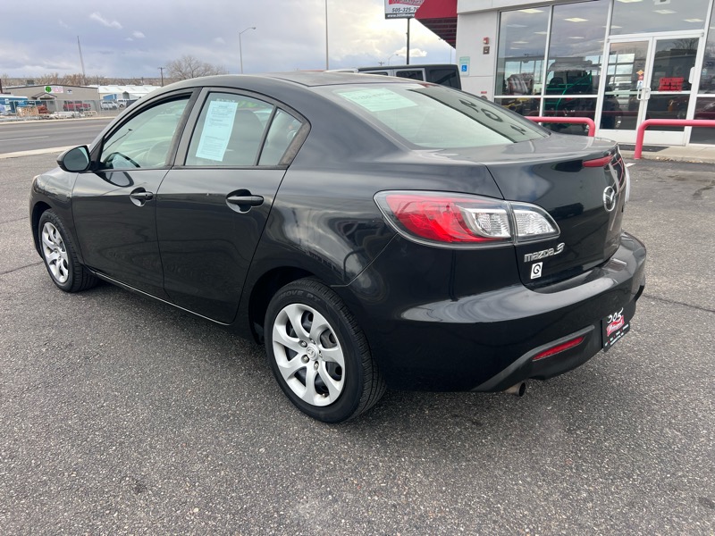 Mazda MAZDA3 i Sport 4-Door 2011