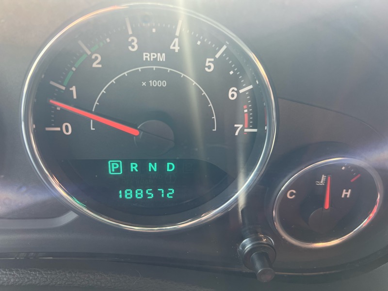 Jeep Wrangler Unlimited Sahara 4WD 2012