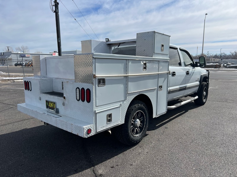 Chevrolet Silverado 2500HD Crew Cab Short Bed 4WD 2002